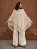 Poncho crudo con flecos