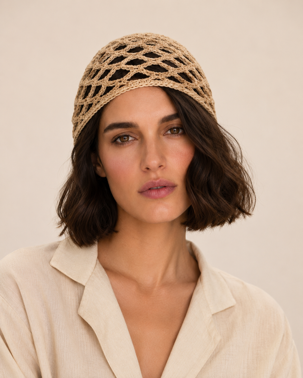 Gorro tejido crochet Beige