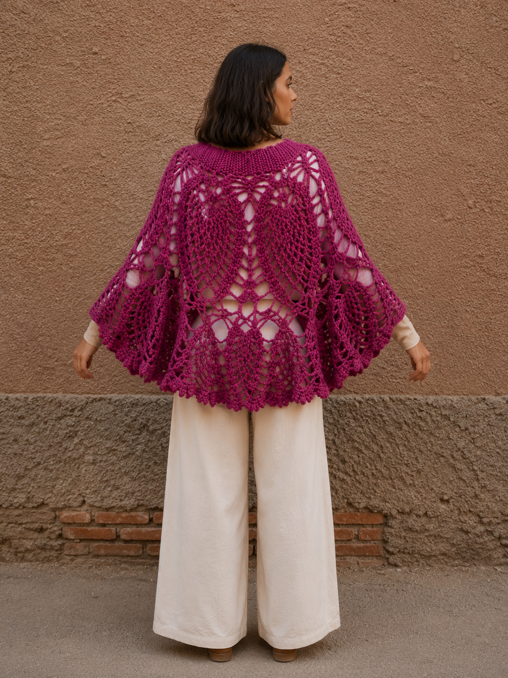 Poncho tejido crochet fucsia
