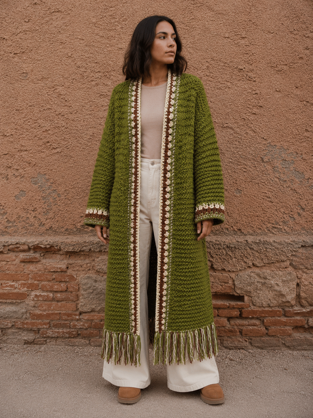 Saco largo tejido verde con flecos