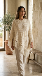 Poncho crudo con flecos